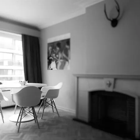 Petit Οστένδη